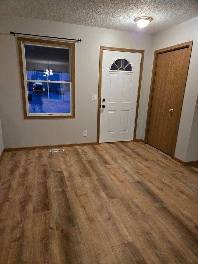 Building Photo - 14827 Timber Ln