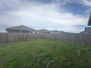 Building Photo - 2722 Winterfell St