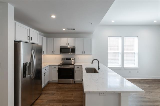 Foto del edificio - 617 N Tyler St