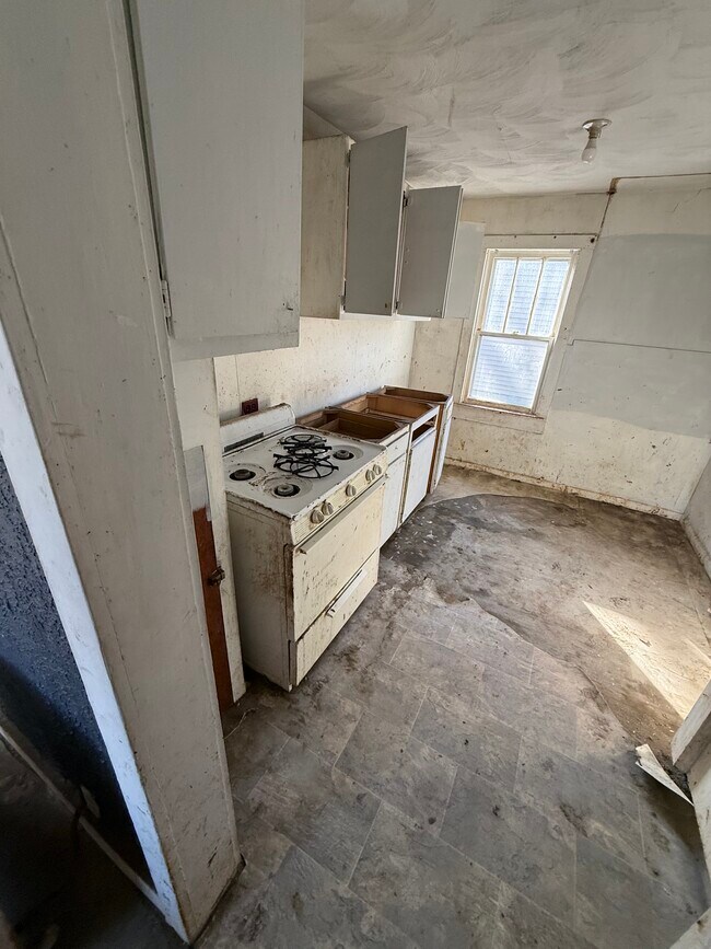 Foto del edificio - 1700 W Grand Ave