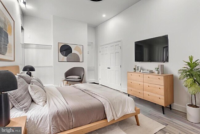 Foto del edificio - 638 G St NE