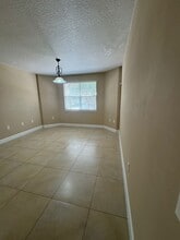 Building Photo - 10831 Windsor Walk Dr