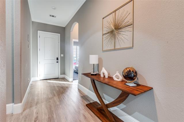 Foto del edificio - 1016 Winters St