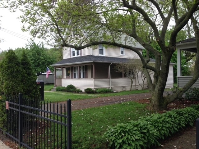 Building Photo - 827 Woodward Ave