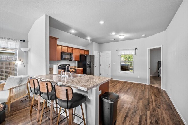 Foto del edificio - 927 E Swift Dr