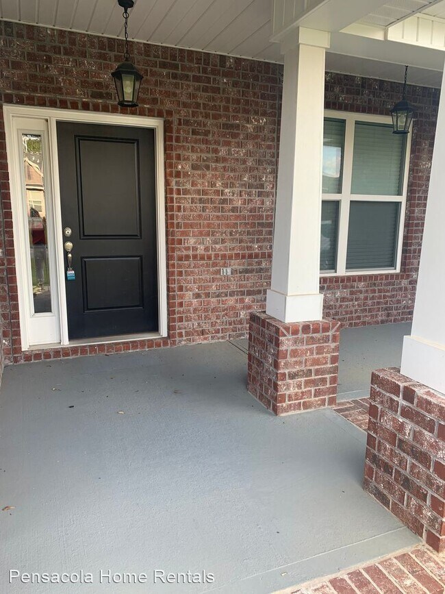 Foto del edificio - 5 br, 3 bath House - 5991 Alder Ave