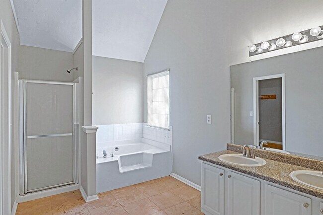 Building Photo - 1310 Labrador LaneBEDROOM 1A - 809559