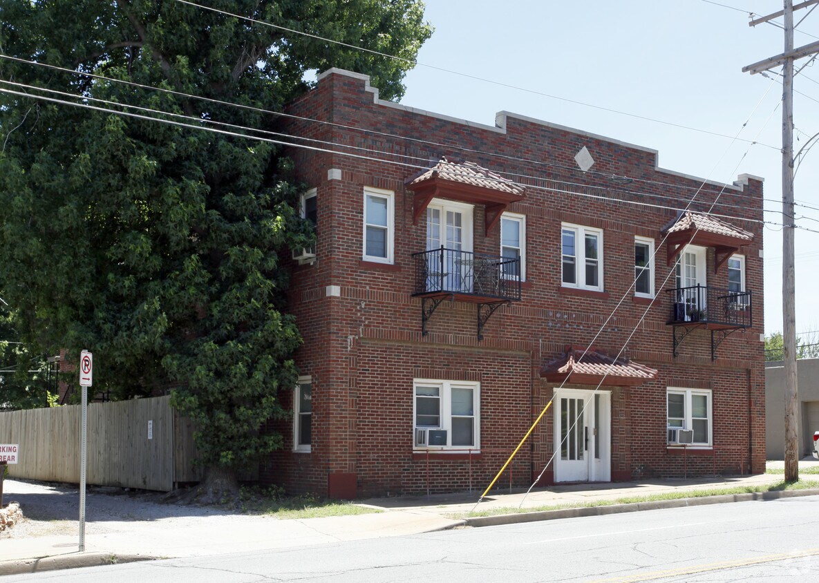 Foto del edificio - 651 S Peoria Ave