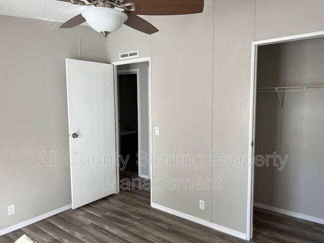 Building Photo - 1730 SW Birley Ave