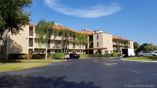 Building Photo - 7960 NW 50th St