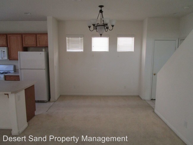 Building Photo - 3 br, 2.5 bath House - 44 Yellow Flame Ave.
