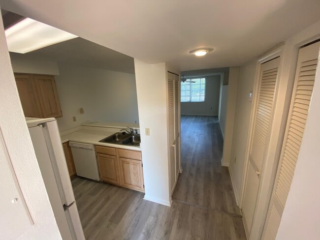 Building Photo - 1280 S Alhambra Cir