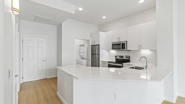 Kitchen with Stainless Steel Appliances - Archstone Fremont Center