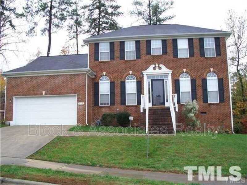 Primary Photo - 108 Tecumseh Ct