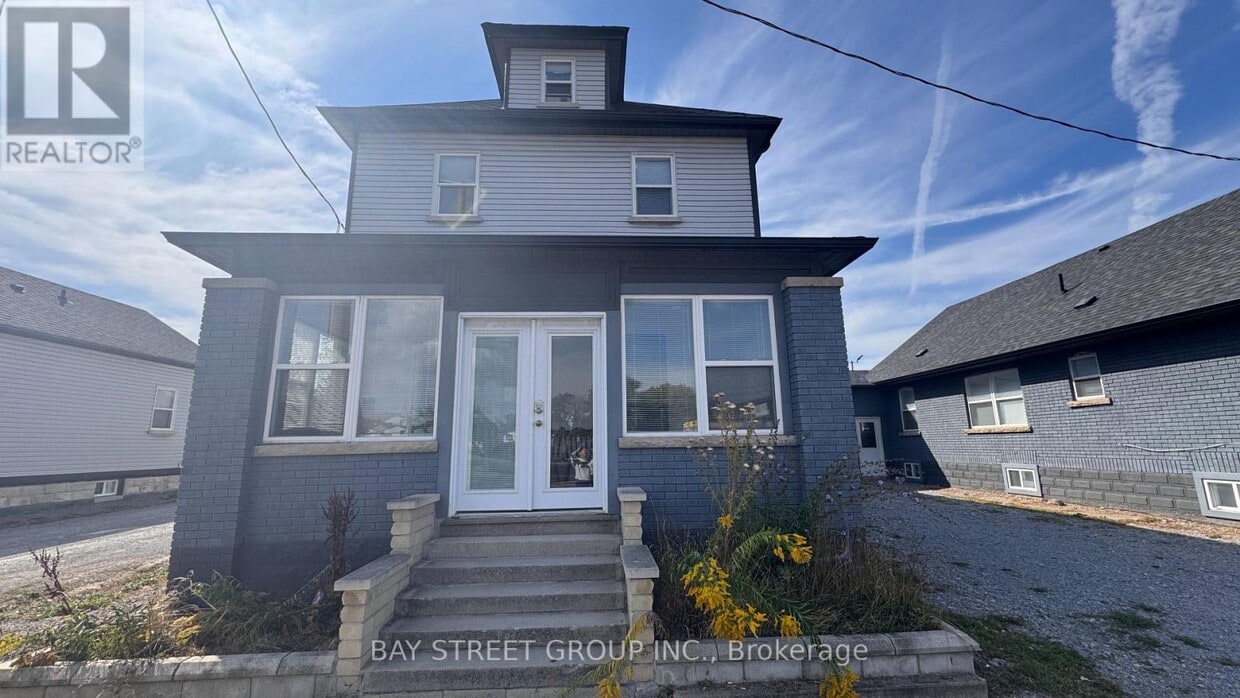Primary Photo - 5757 Stanley Ave