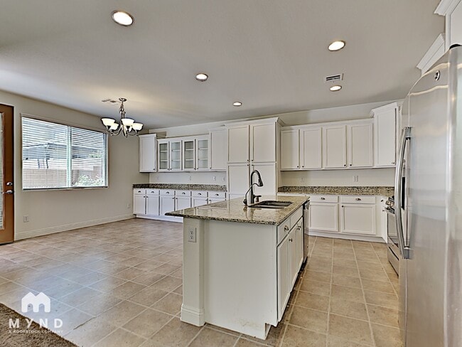 Building Photo - 10639 Kearney Mountain Ave