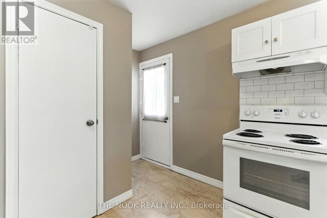 Building Photo - 294 Verdun Rd