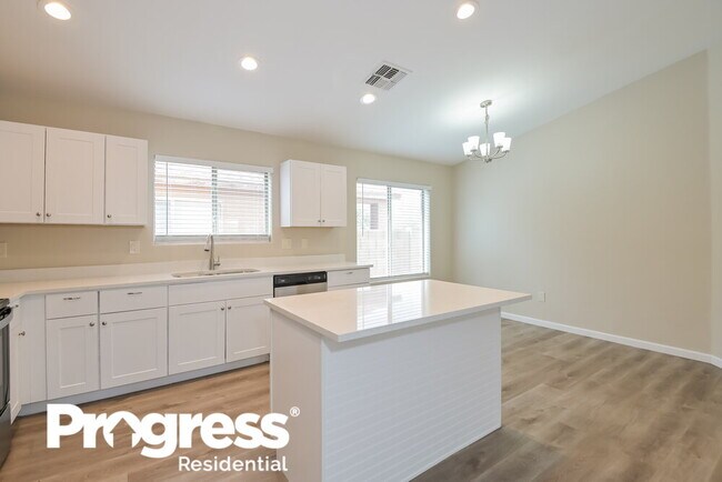 Building Photo - 2399 E Calle Arroyo Lindo