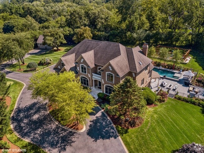 675 Old Barrington Rd