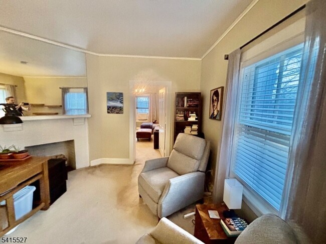 Foto del edificio - 196 Mt Kemble Ave