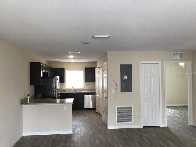 Building Photo - 7227 Midway Terrace