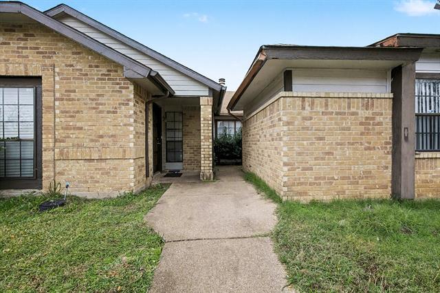 Building Photo - 2412 Limestone Dr