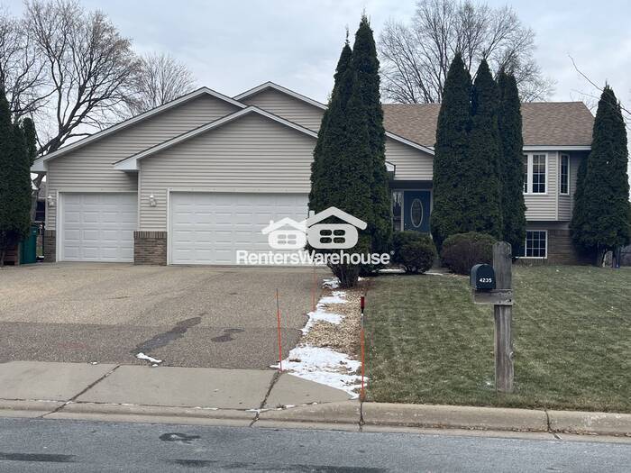 Primary Photo - 4 Bed/3 Bath SF in Rosemount