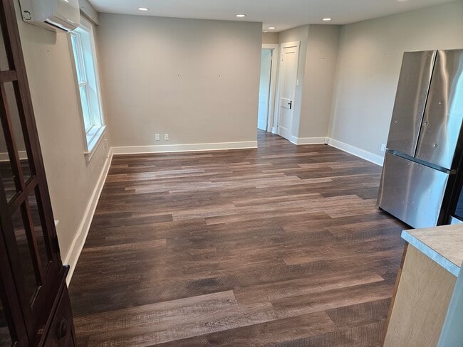 Building Photo - 269 Rexmont Rd