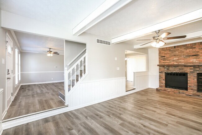 Building Photo - 5715 Quail Rd