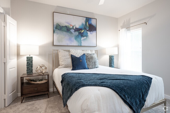2BR, 2BA - 1084SF - Wilder