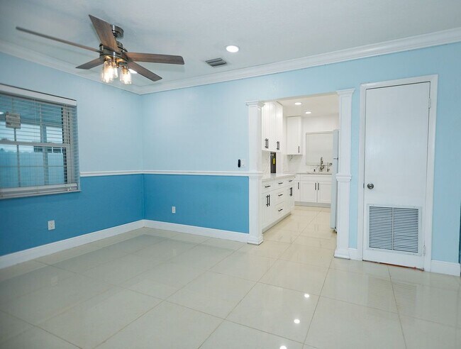 Foto del edificio - 4205 NW 201st St