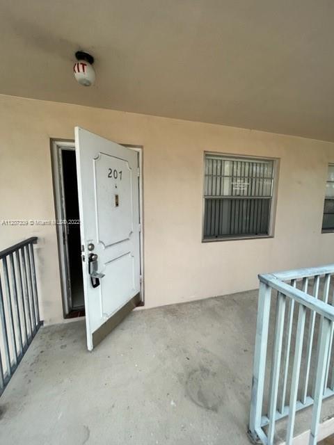 Foto del edificio - 2829 Van Buren St
