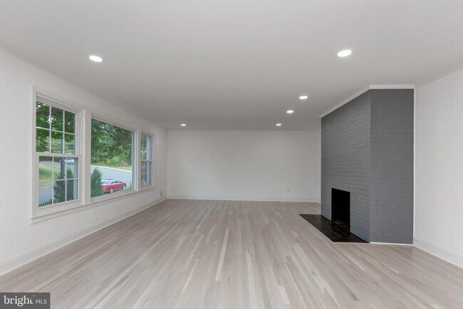 Foto del edificio - 3858 N Tazewell St