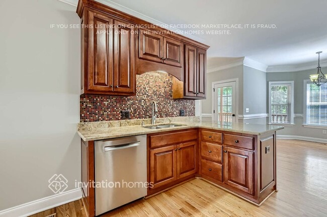 Building Photo - 163 Fountain Dr