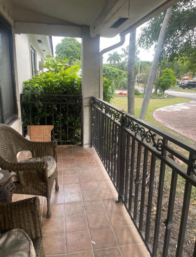 Foto del edificio - 475 NE 113th St