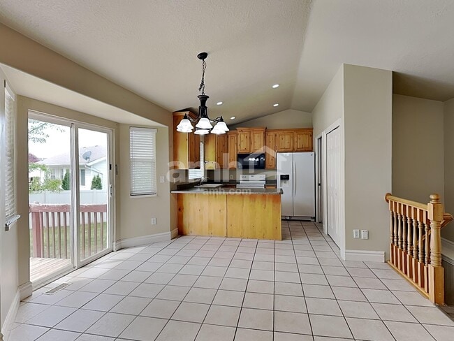 Building Photo - 328 S 1250 E