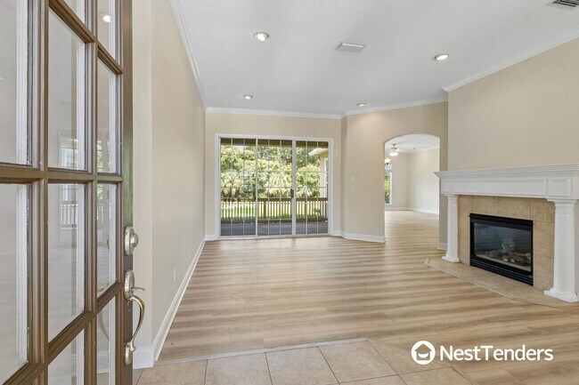 Foto del edificio - 2741 Sea Grove Ln