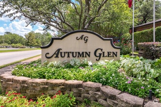 Building Photo - Autumn Glen
