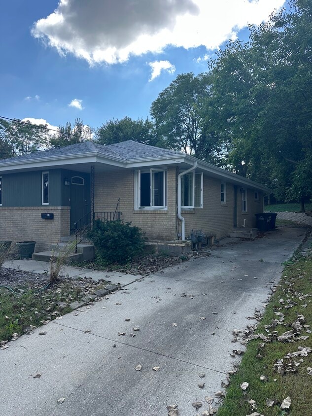 6038 Exterior of Duplex - 6038 Urbandale Ave