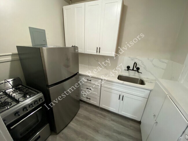 Foto del edificio - 144 E 2nd Ave