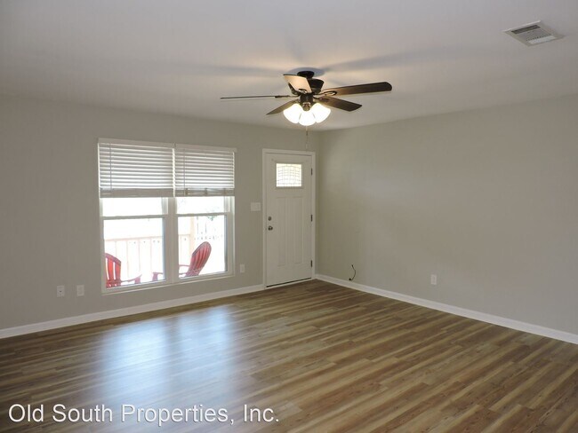 Building Photo - 3 br, 2 bath House - 3236 Santa Rosa Dr
