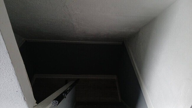 Foto del edificio - 9919 Stoughton Ave