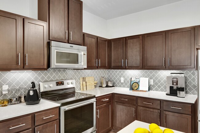 Kitchen - Ambrosio Apartments