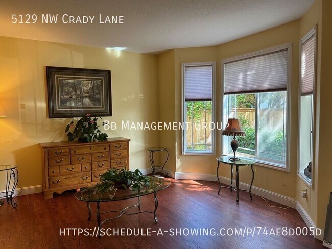 Building Photo - Rare & Exceptional 6-BR Bethany Home on Cu...