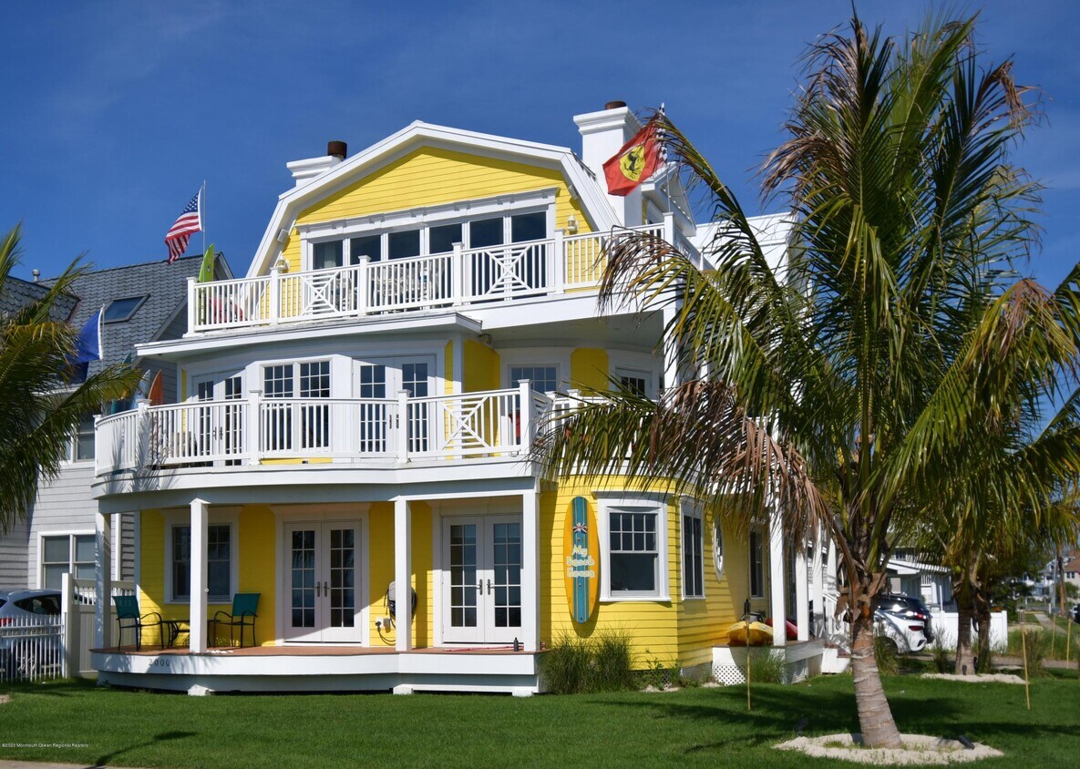 Primary Photo - 2000 Ocean Ave