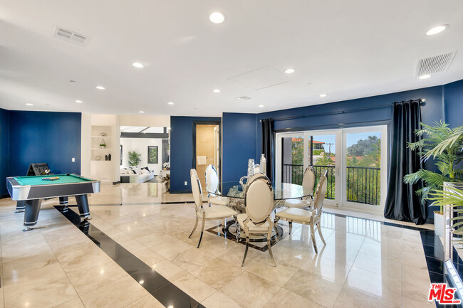 Building Photo - 2625 Hargrave Dr