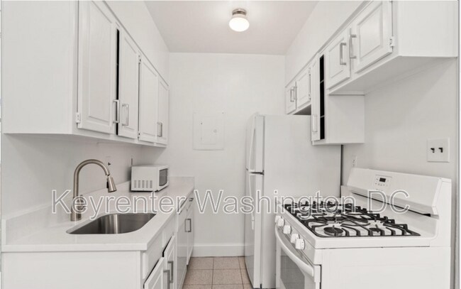 Photo - 4491 MacArthur Blvd NW Apartment