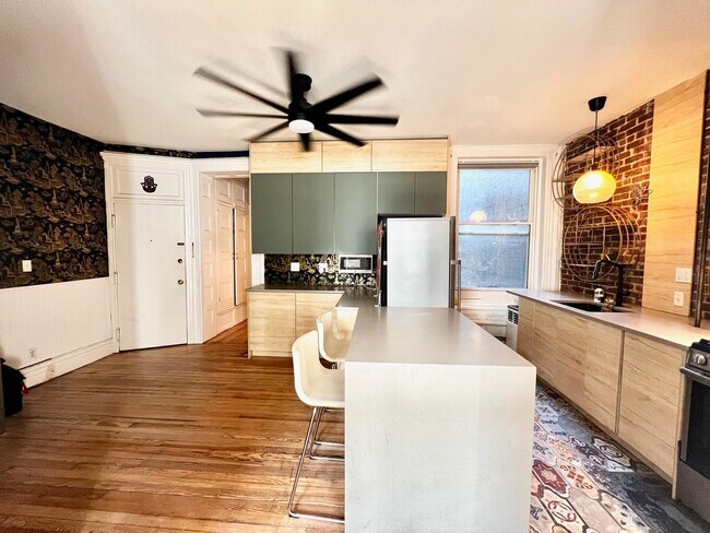 Foto del edificio - 712 Willow Ave