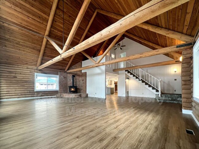 Building Photo - 5600 N Pierce Park Ln