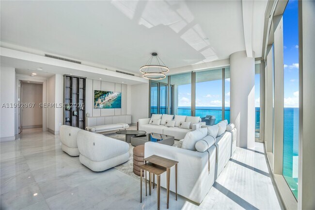 Foto del edificio - 17901 Collins Ave